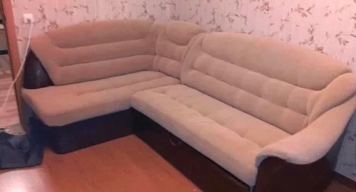 Перетяжка углового дивана. Площадь Александра Невского 2